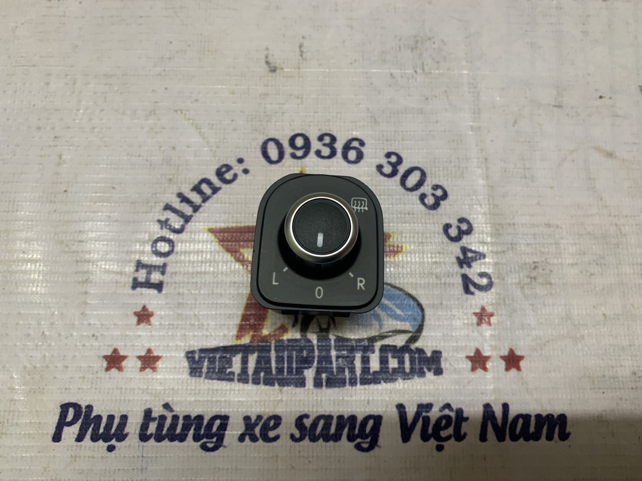 Công tắc chỉnh kính Volkswagen New Beetle 2006 - 2010